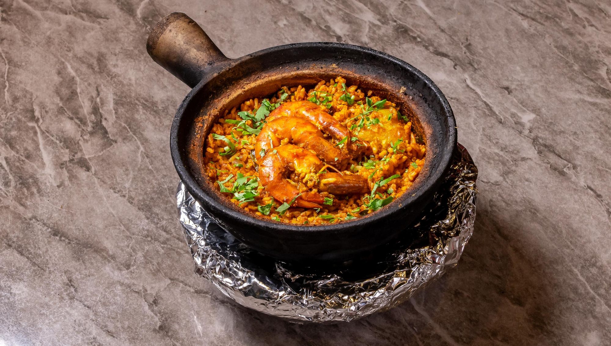 Prawn claypot rice